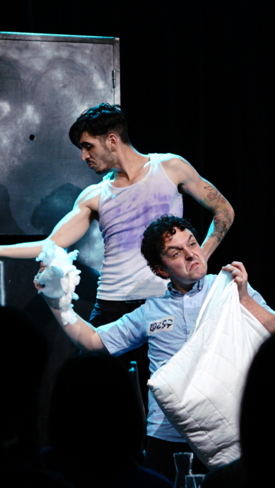 Détenus à tout prix - Festival KOMIDI